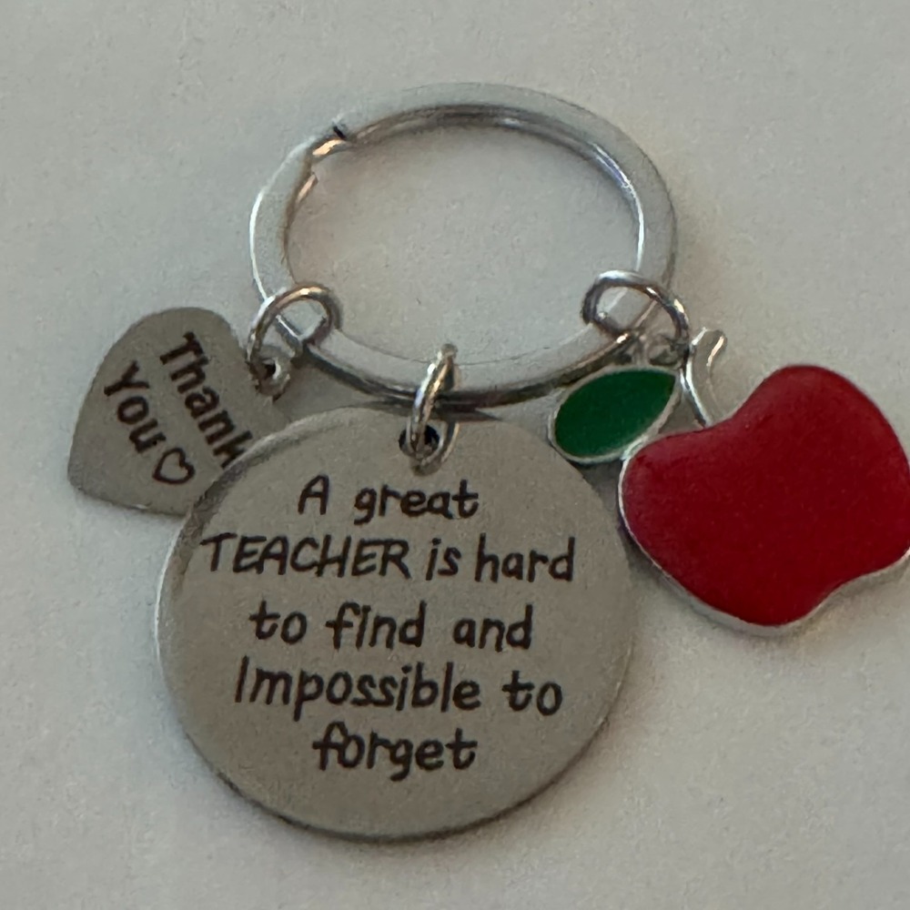 Teacher Thank YOU Keychain‎ Key Ring Metal Apple
